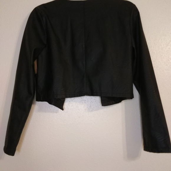 Venti 6 LLC Cropped Jacket - Picture 5 of 10